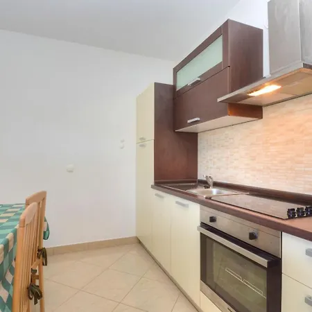 House Rahela 3*