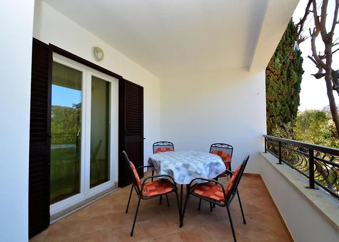 House Rahela Gostinjska kuća