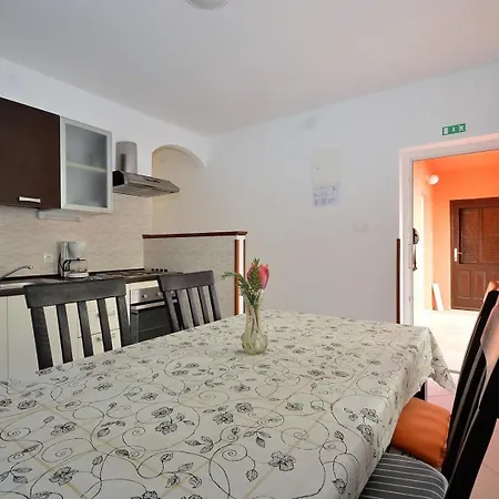 House Rahela Vendégház Mali Lošinj